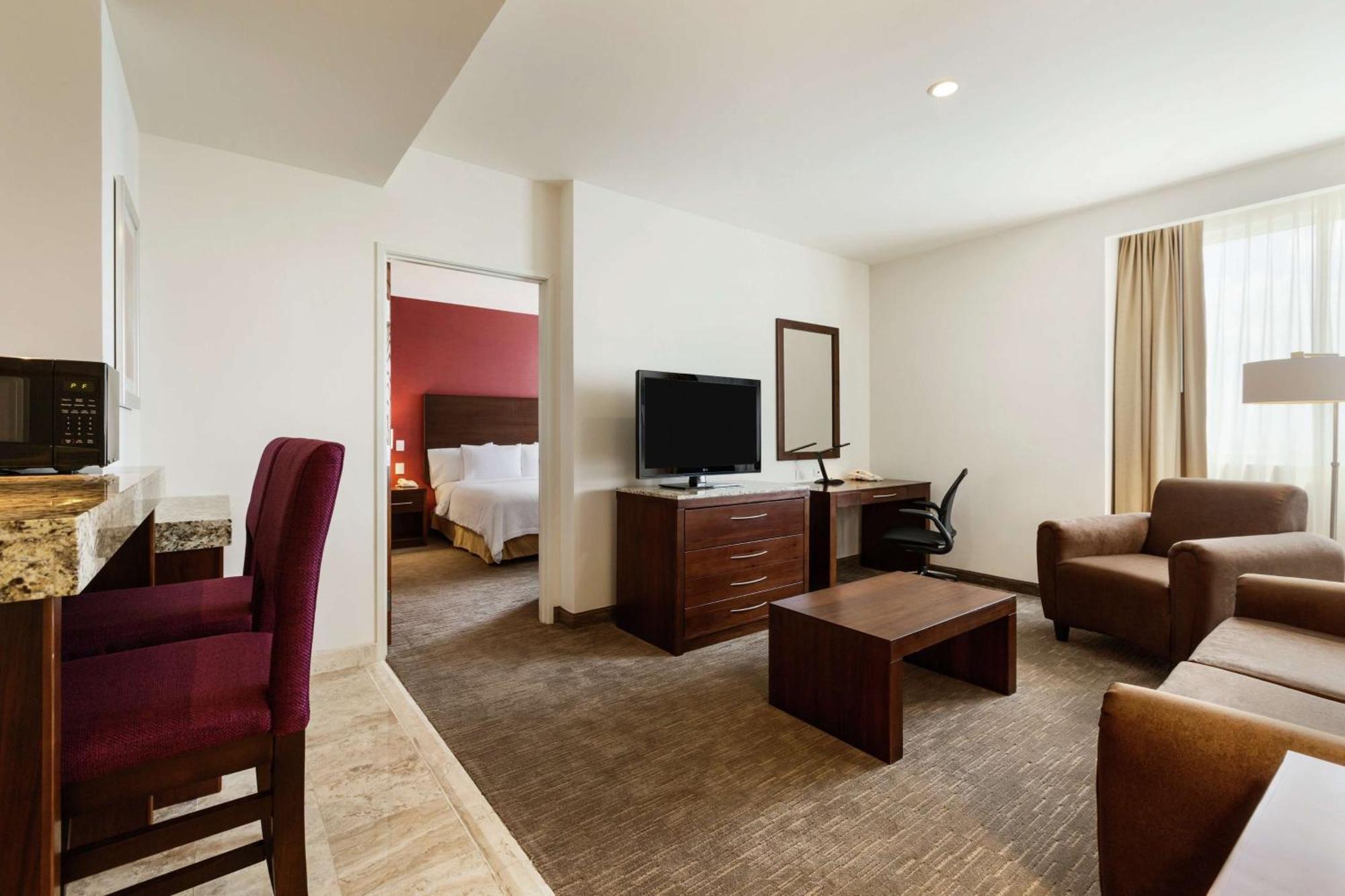 Hilton Garden Inn Querétaro Exteriör bild
